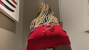 Nellycantsay Shaved Her Tight Asshole For Intense Action