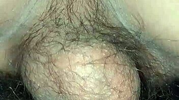 Alex follando a su novia en publico