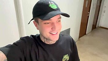 reunion with my young cousin 😘