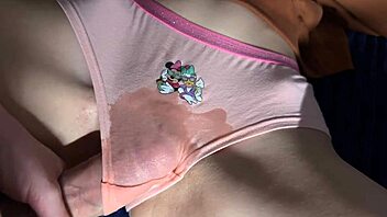 the hottest pussy rubbing and cum on roommates kinky panties?