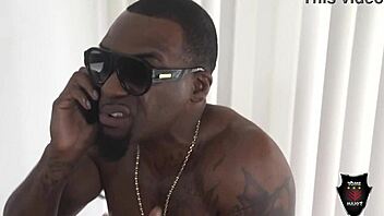 Rome Major Makes Kendra Sunderland's Fat Ass Bounce On His Monster Cock.