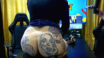 i got on all fours for the hot presenter