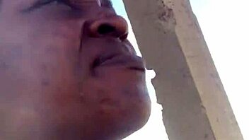 Crazy Bitch Twerks Her Big Ass Outdoors