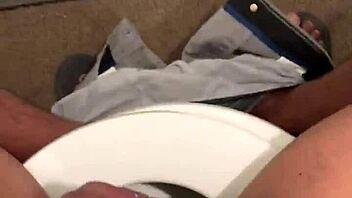 i'm feeling so hot with my twink friend