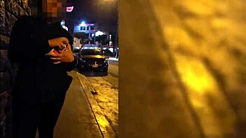 Estaba Esperando A Mi Novio Pero Un Desconocido Me Convencio Para Grabar Un Video Espero Que Mi Novio No Se Entere Que Tengo La Corrida De Otra Persona En Mi Panocha Porque El Condon Se Rompio