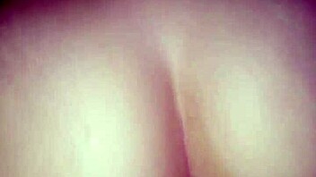 branquinha bouncing on monster cock?