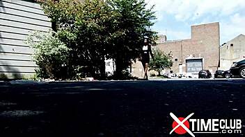 Watch Italian Pornstars Dancing And Having Anal Sex At The Night Club