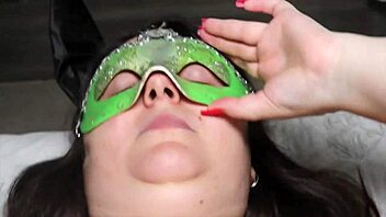 Young cam girl makes her bold debut in amateur porn with intense action.