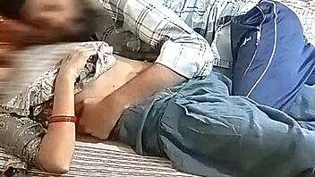 Wow, Indian Saali Invites Jija Home For Chudai And Masti!