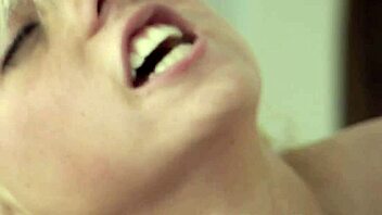 Does This Big Titted Babe Lick Jizz From Pussy?