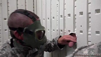 Gay Israeli Soldiers Fuck On Beach!