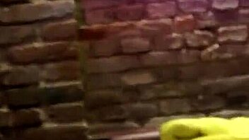 Hidden cam catches stripper girl sucking and fucking! 📹