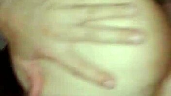 mi mujer cabalgando y gimiendo 😏