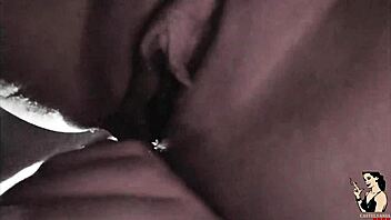 Paty's big clit is the reason for her great orgasm