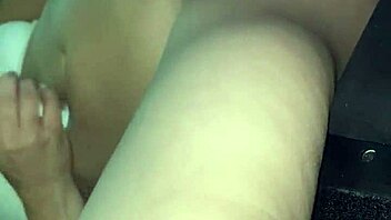 Petite shaved babe Breezybri88 reaches quick orgasm from licking.