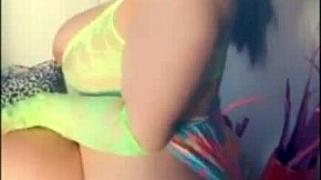 Big butt diamond shows off her curves