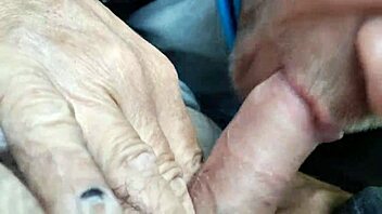 What happens at fiesta de san valentin?