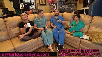 Channy Crossfire u mužského doktora v Kanadě na gynekologické prohlídce 2022 s roztahováním a spekulem