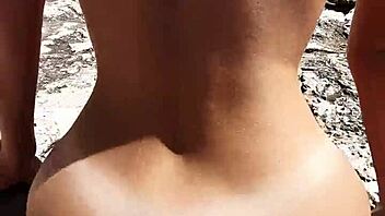 Quick Sex with Hot Teen 18+ on Public Beach POV 😈