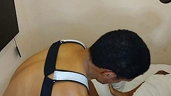 Bastidores De Uma Suruba De Despedida De Solteiro Gay