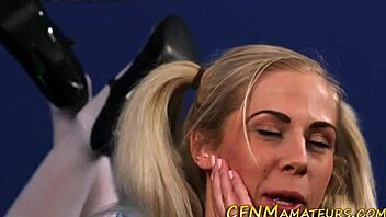 Just chillin’ with a pigtails teen 18+ giving epic CFNM suck