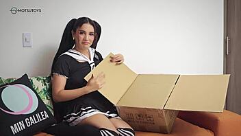 check out motsutoys unboxing the jackpot slut queen doll