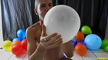 balloon play with gay dilf richard lennox
