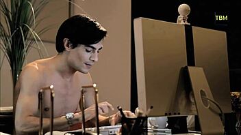 Amateur lesbians on webcam with big tits 😍