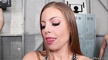 Busty babe takes double penetration at gym 😈