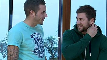 Straight handsome aussie coach explores gay desires