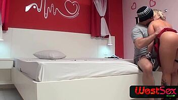 Cibelle mancini takes it in every hole 😏