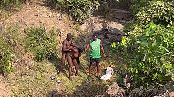 strangers fuck teen girl in the river roughly!