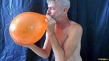 balloon play with gay dilf richard lennox