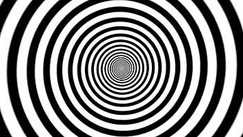 Femdom uses hypnosis to seduce in 20 minute asmr session