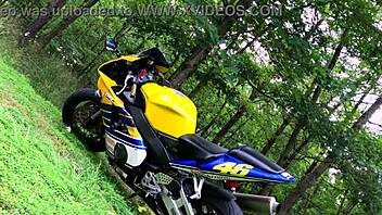 behind the scenes of a 4k motorcycle photoshoot with nina rivera and don whoe