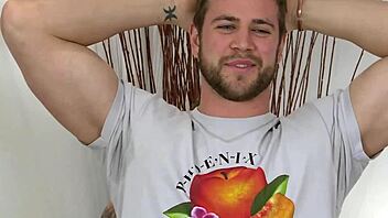 Australian jock turned gay in steamy fitness videos
