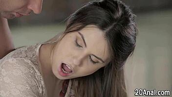 Lingerie hottie gettin analized by big cock