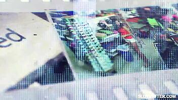 艾拉·诺克斯像冲浪板一样被狂浪猛插