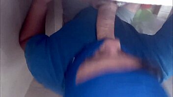 A story of public showers in Tijuana where people have outdoor encounters.