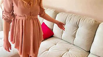 Russian amateur getsfriend's stepmom for a wild handjob and pussy fuck