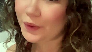 dj brisa guides handjob in noel costume