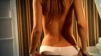 Damn, tight pussy teen Elena Seregyna flashes shaved goods!