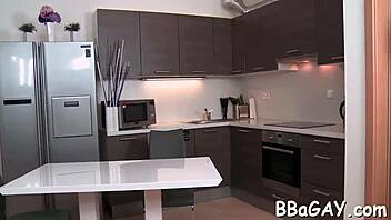 Hunk's anal sex story