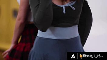 MILF teacher Lauren Phillips and student Leana Lovings' scandal