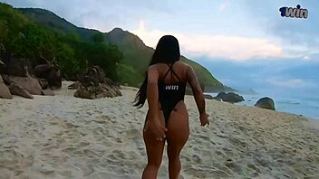 first blowjob of year on beach, called stranger, guess what happened?