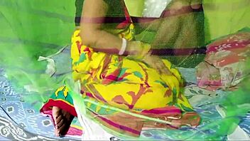 Married bahu gets shocked and fucked by her sasur