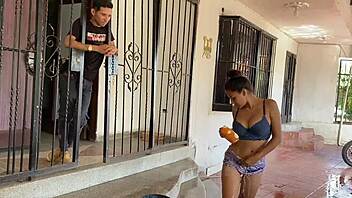 My Hermanastra Dressed Sexy While Cleaning, So I Helped for a Hard Fuck