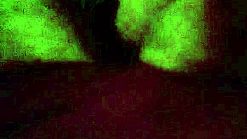 Défi pipe gay retenir la bite neuf minutes