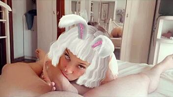 Latina girlfriend gives blowjob with snap filter to her friend