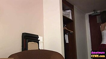 i love watchin horny babes suckin dick in threesome